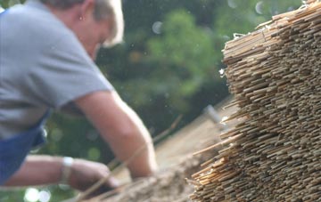 professional Perlethorpe thatchers